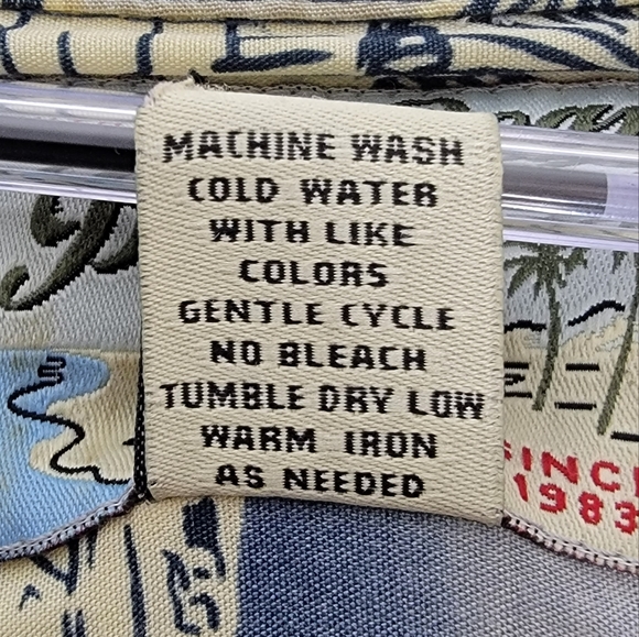 Big Dogs Hawaiian Tropical Resort Beach Floral Short Sleeve Shirt 90's Mens Lg - Picture 11 of 13